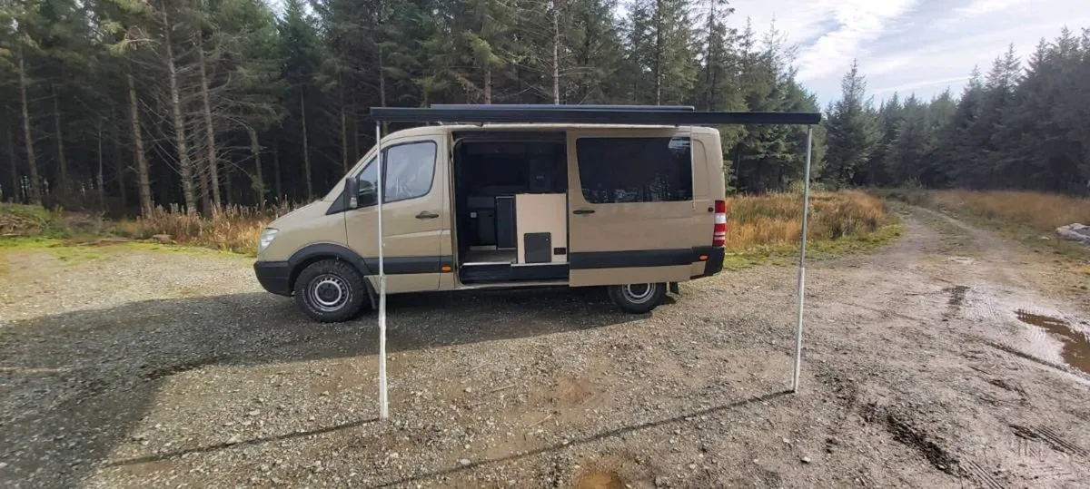 Mercedes sprinter camper - Image 2