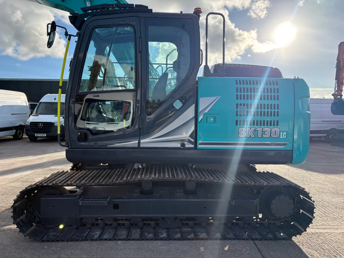 2021 Kobelco sk140-11 low hours Finance arranged - Image 2