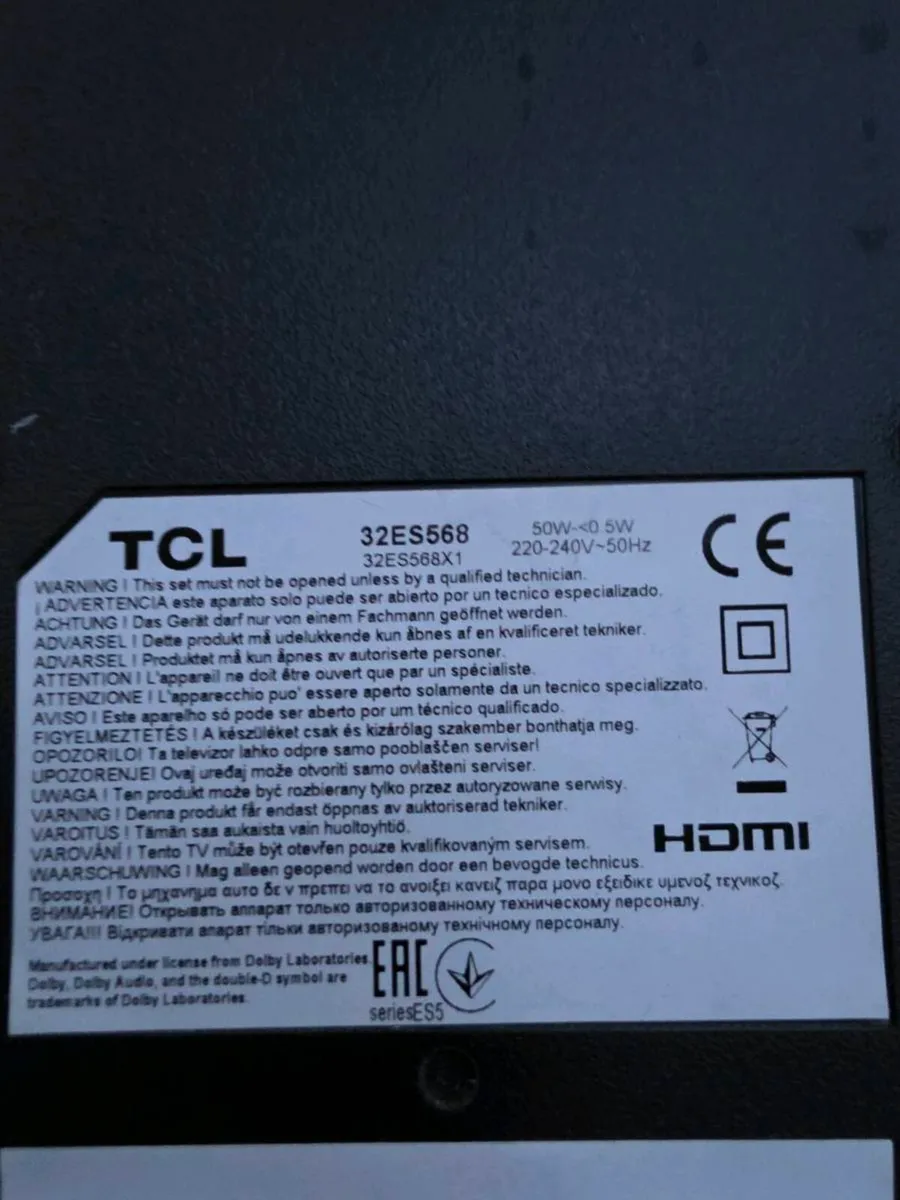 TCL 32 inch TV
perfect condition, no legs - Image 2