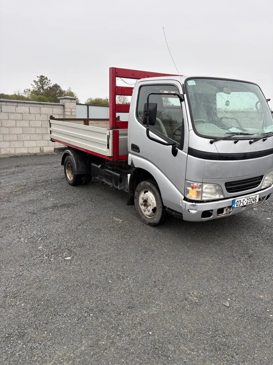 2003 Toyota Dyna - Image 1