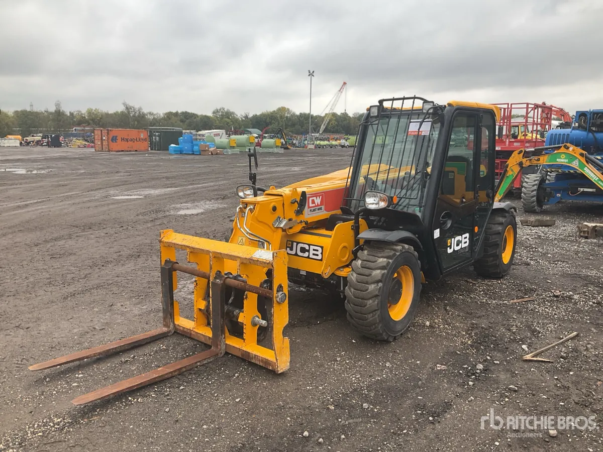 2021 JCB 525-60 Telehandler (Inoperable) - Image 1