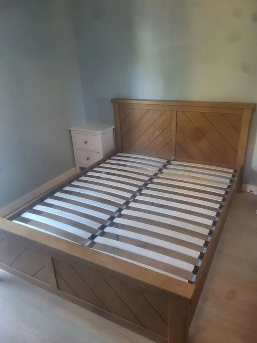 King size wooden bed frame - Image 2