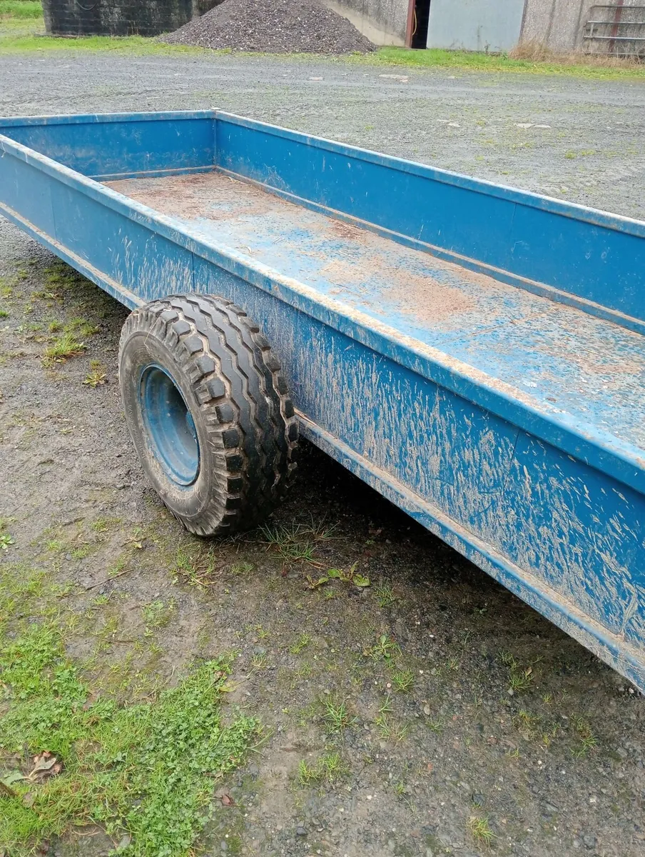 Cattle feeder - Image 3