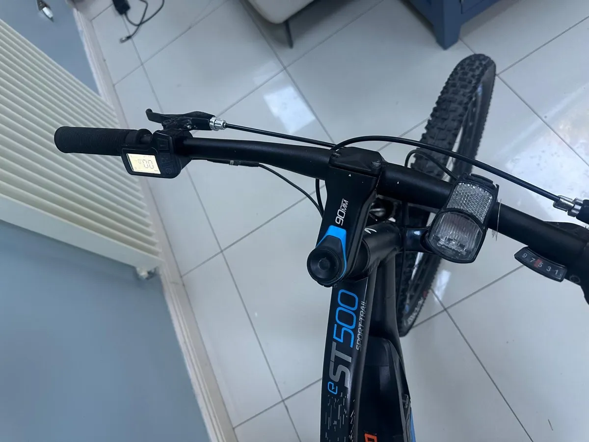 Electric bike - Image 2