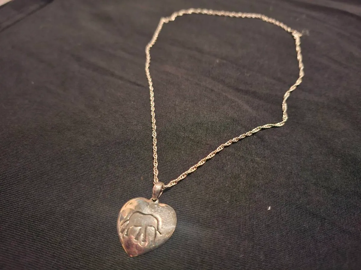 Lovely Italian made Sterling Silver twist Chain - Image 1