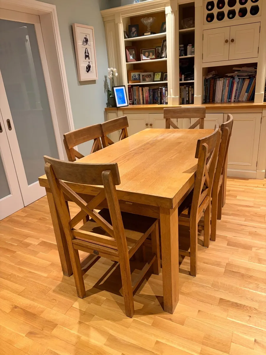 Kitchen table and chairs - Image 3
