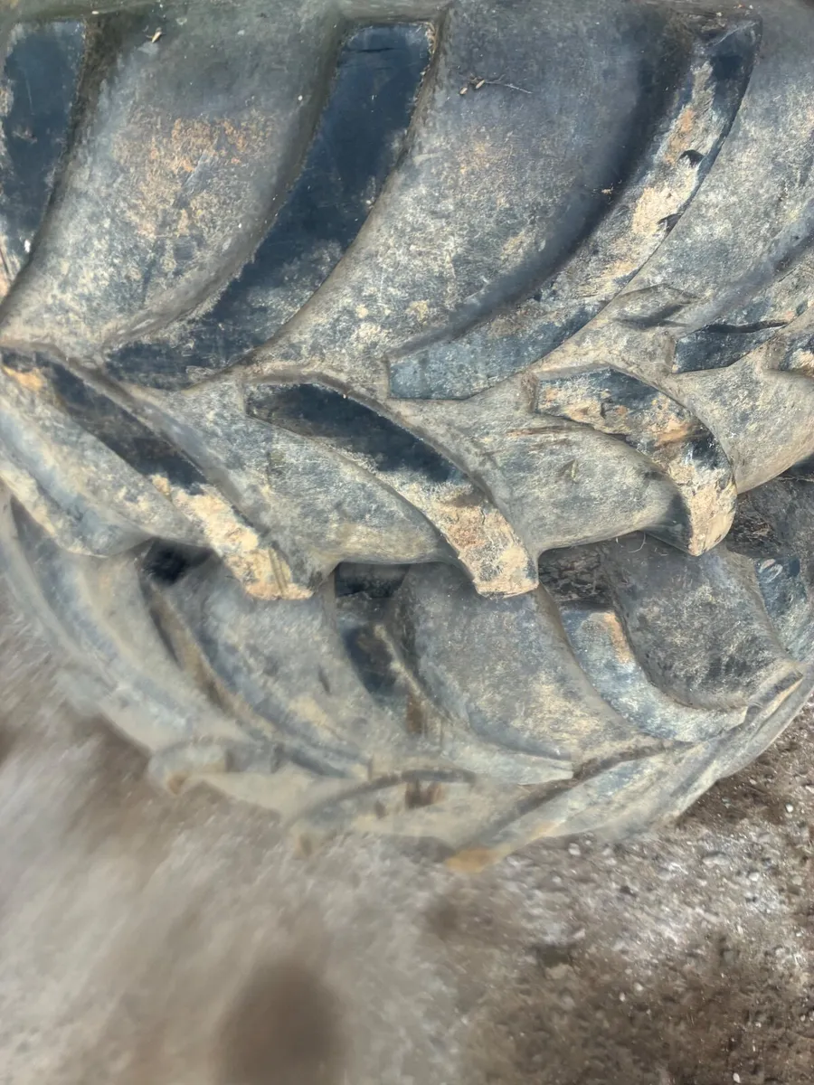 Tyres - Image 2