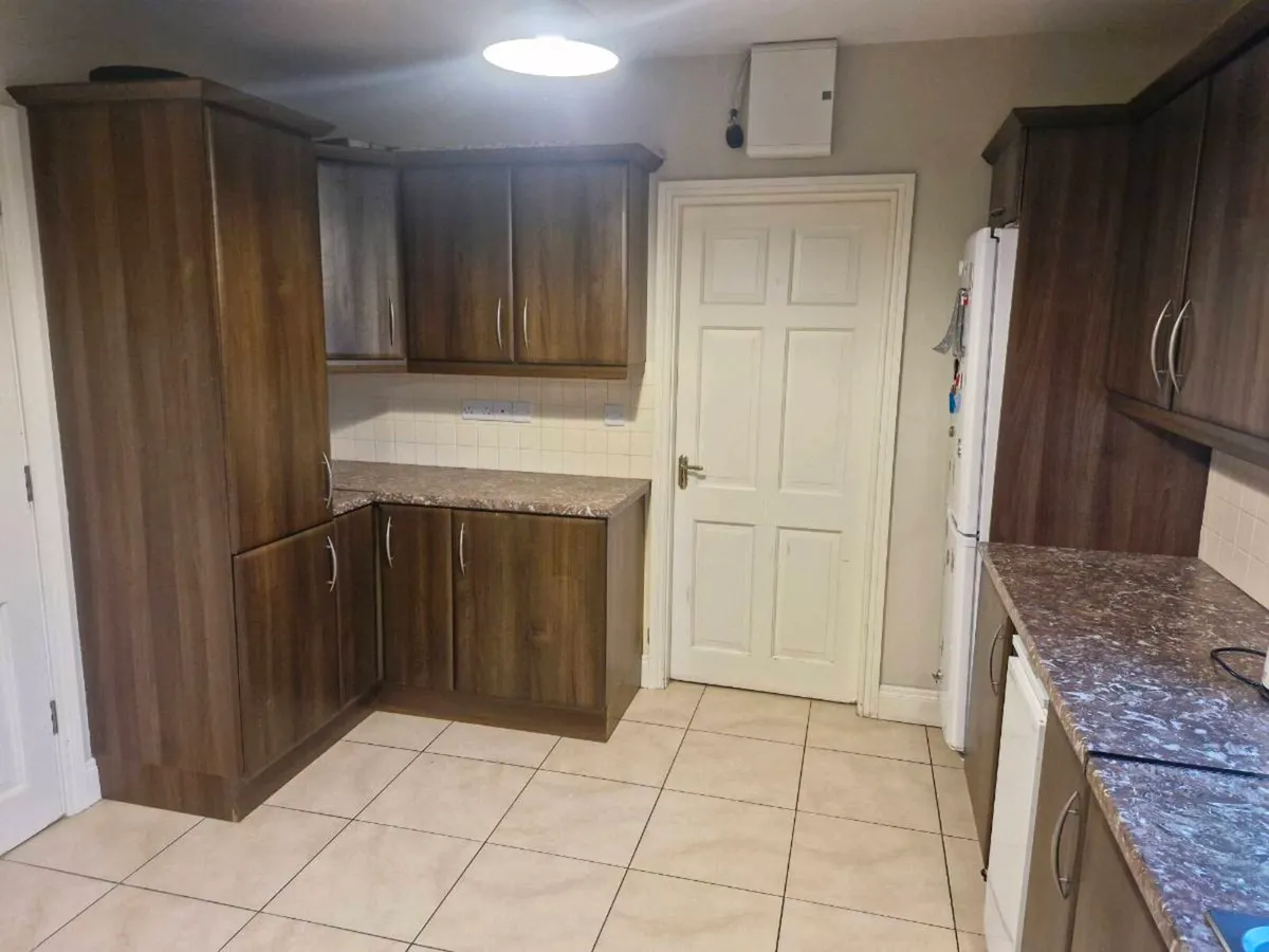 Kitchen units - Image 4