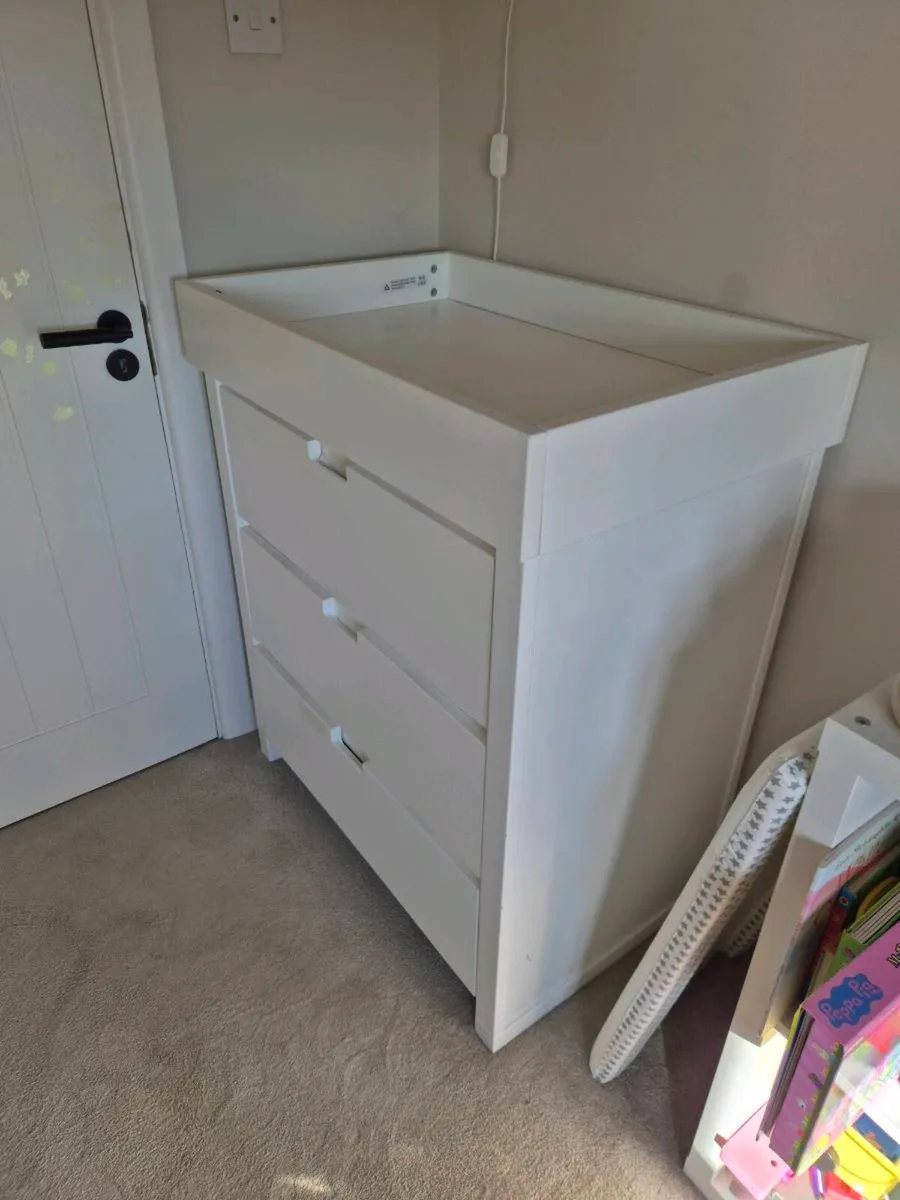 Baby changing unit - Image 3
