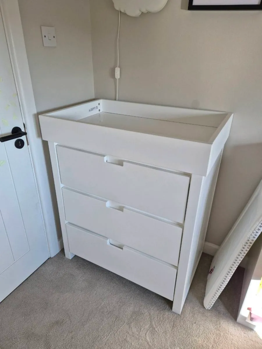 Baby changing unit - Image 4
