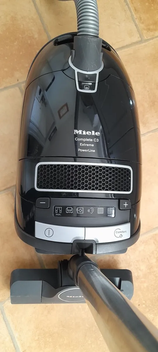 Miele vacuum/Hoover cleaner - Image 2