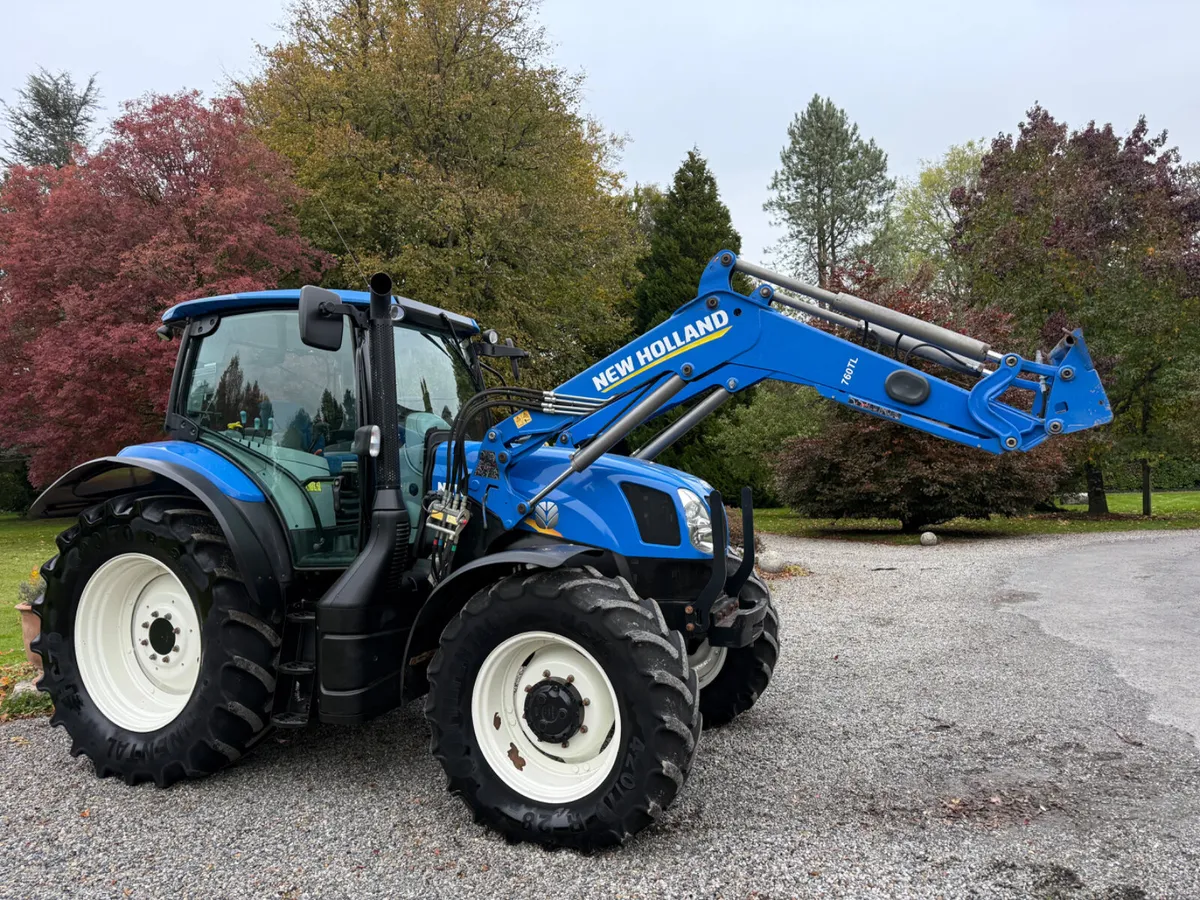 2014 New Holland T6.175 C/w loader €52950 Plus Vat - Image 4