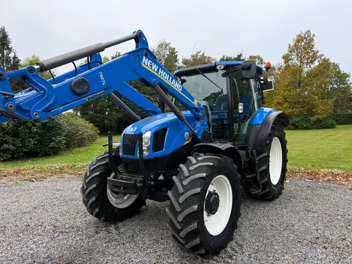 2014 New Holland T6.175 C/w loader €52950 Plus Vat - Image 2