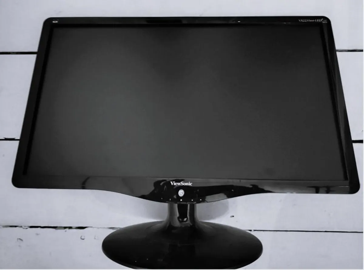 ViewSonic VA2231 21.5-inch widescreen LED Monitor - Image 1