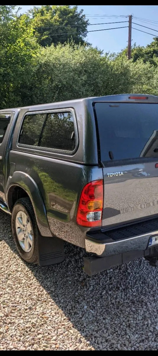 Toyota hilux canopy - Image 1