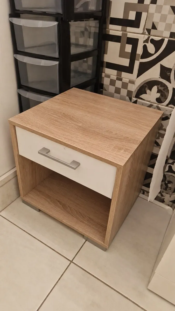 Bedside Table Woodies