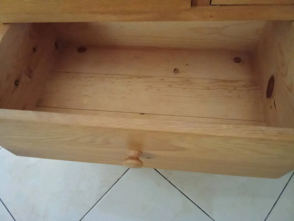 Sideboard - Image 3