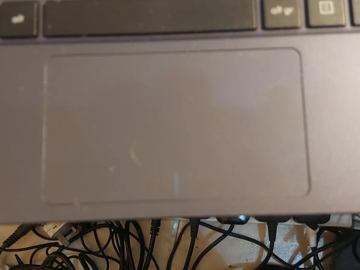 Asus Notebook Laptop, Model E203N, 2 GB Ram, 32GB - Image 3