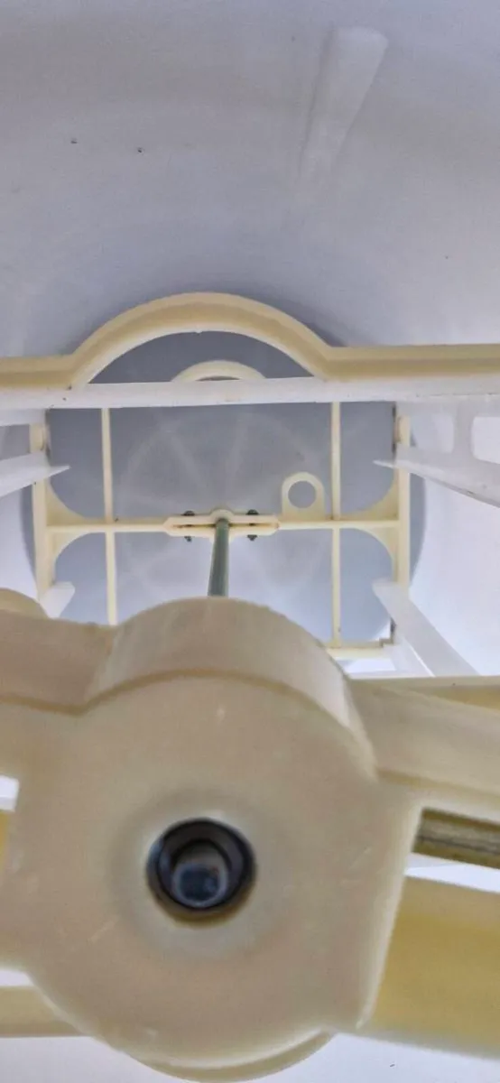 Two Frame Table Top Honey Extractor - Image 4