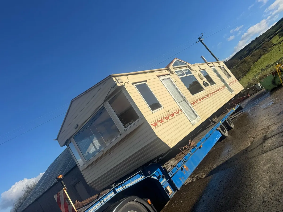 Willerby Granada 2000 2 bed 35x12 - Image 1