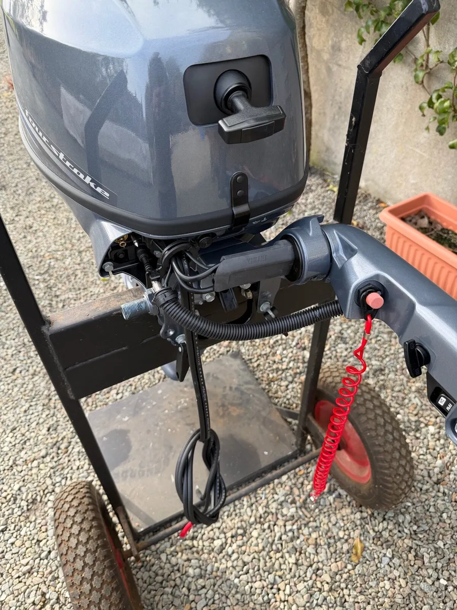 Outboard motor - Image 4
