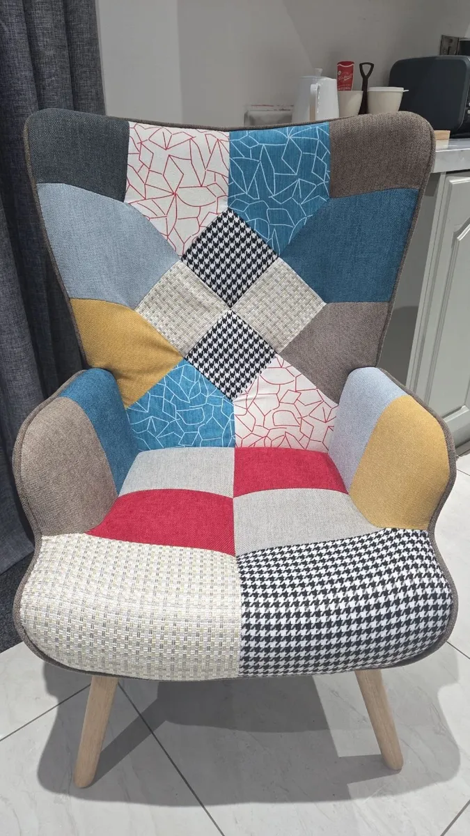 Accent Chair - Image 2