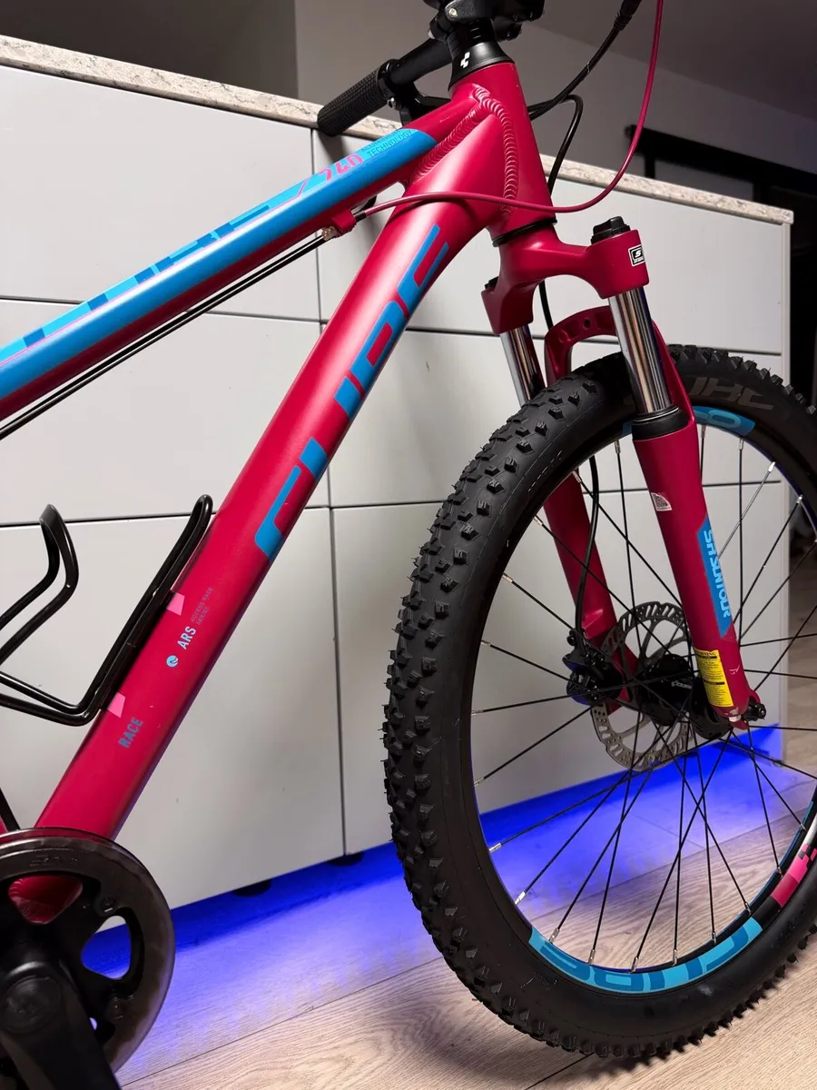 CUBE Access 240 Disc Junior Bike 24 inch (Like New - Image 3