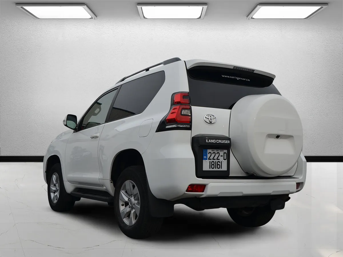 Toyota Land Cruiser 2022 SWB AUTO 71,100 KMS - Image 4