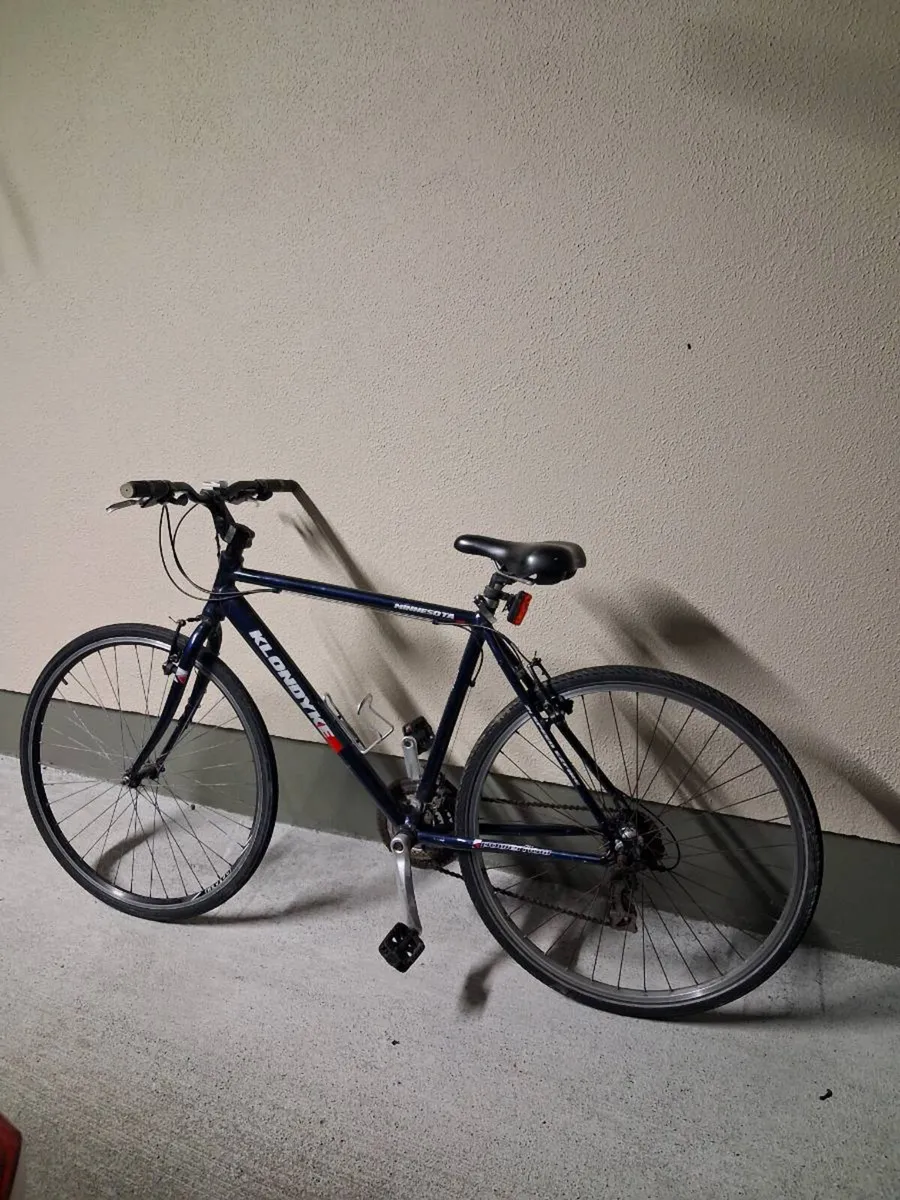 Mens/teenagers bicycle - Image 1