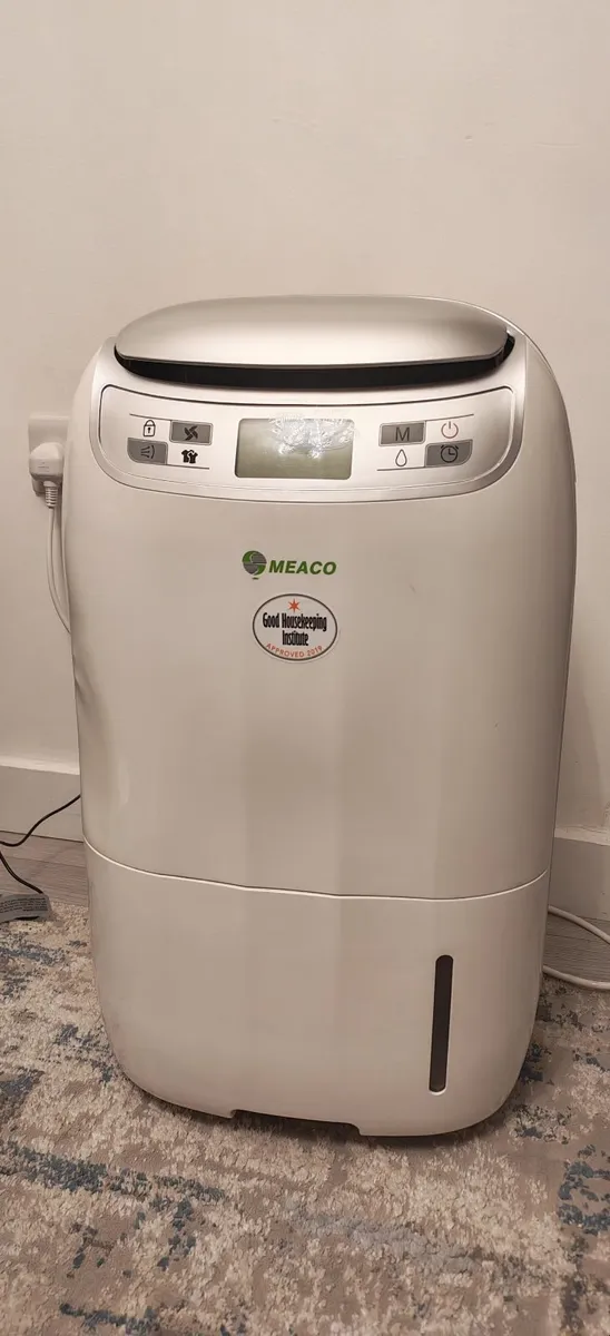 Meaco 25L Laundry Dehumidifier - Image 1