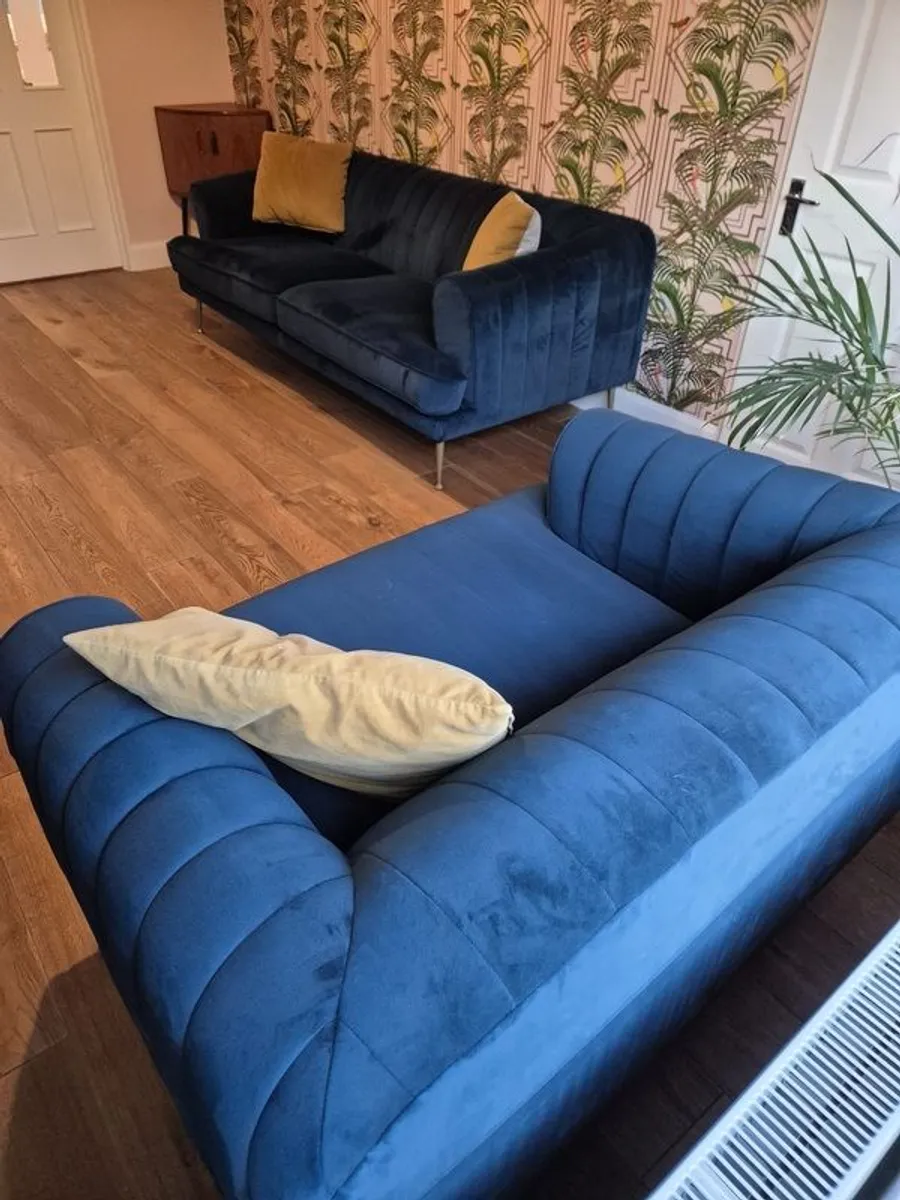 Navy velvet sofa and love arm chair - Image 3