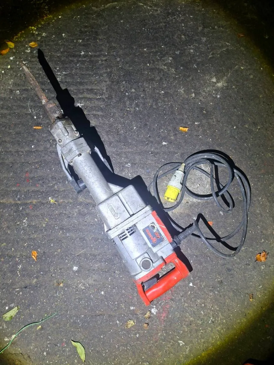 Kango 900k breaker - Image 1
