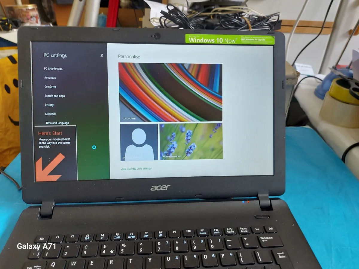 ACER Aspire Laptop ES 13, 4GB Ram, 32GB HDD, Win 8 - Image 4