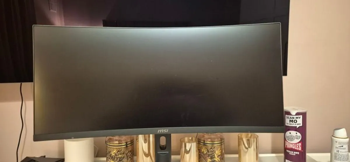 Gaming monitor - Image 1