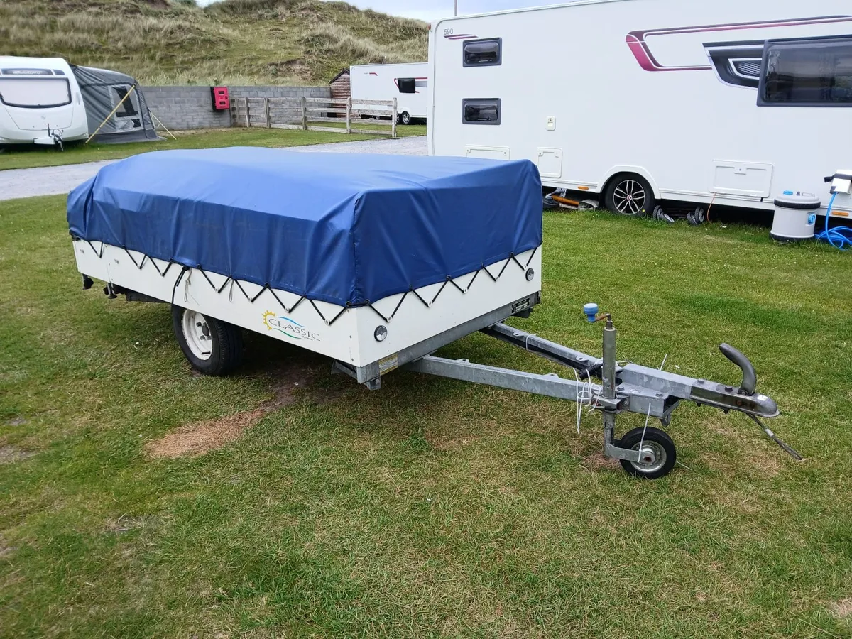 Conway Classic Trailer Tent with 2 Awnings - Image 2