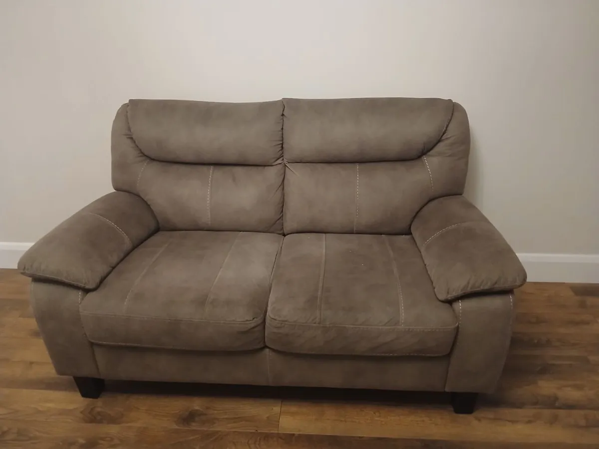 3 & 2 seater couch - Image 1