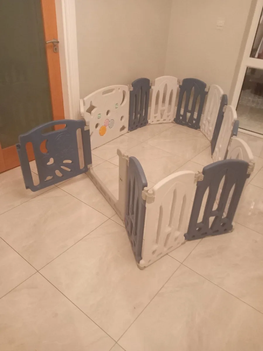 Playpen - Image 2