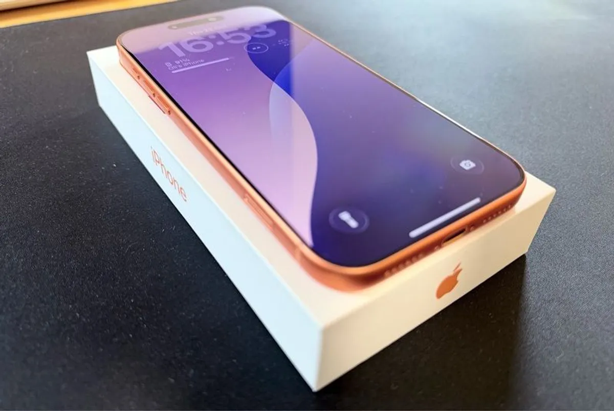 iPhone 17 Pro Max - Image 1