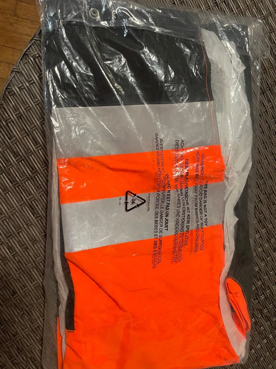 6530High-Vis High-Vis Waterproof Shell Trousers Cl - Image 1