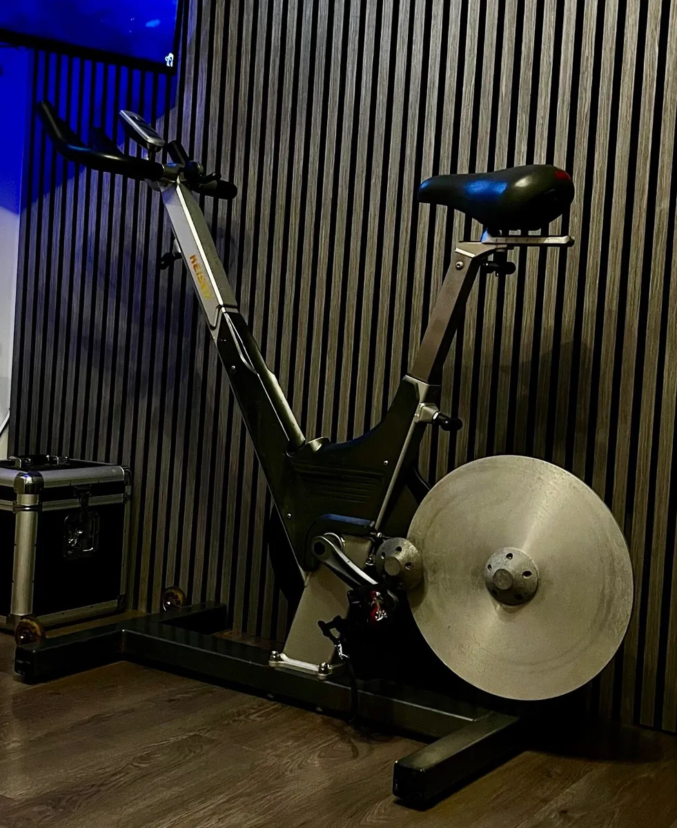 Keiser m3 spin bike - Image 1