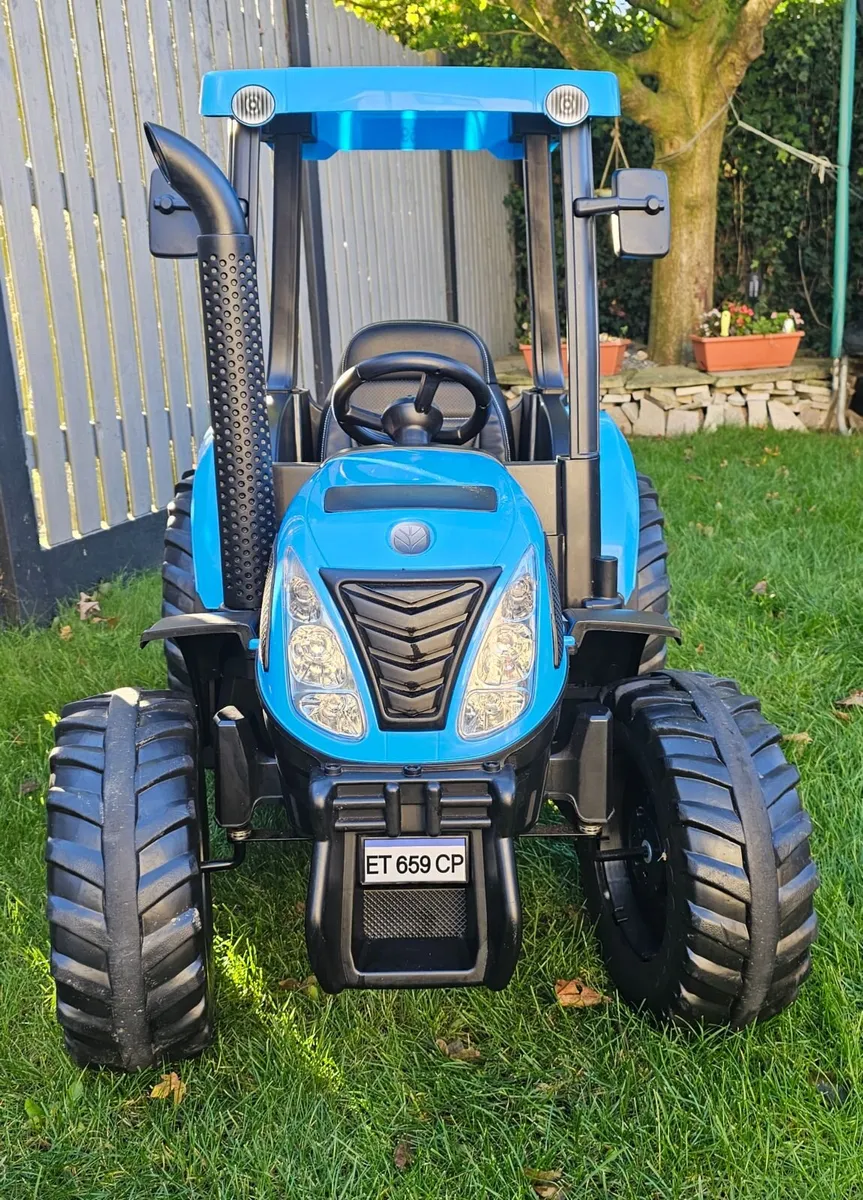 New Holland Kids Ride on Tractor 24V - Image 2