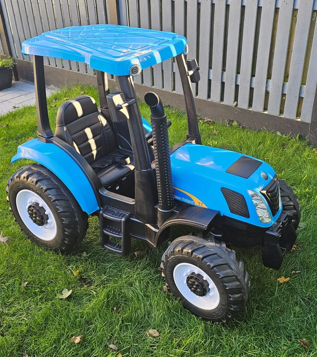 New Holland Kids Ride on Tractor 24V - Image 1