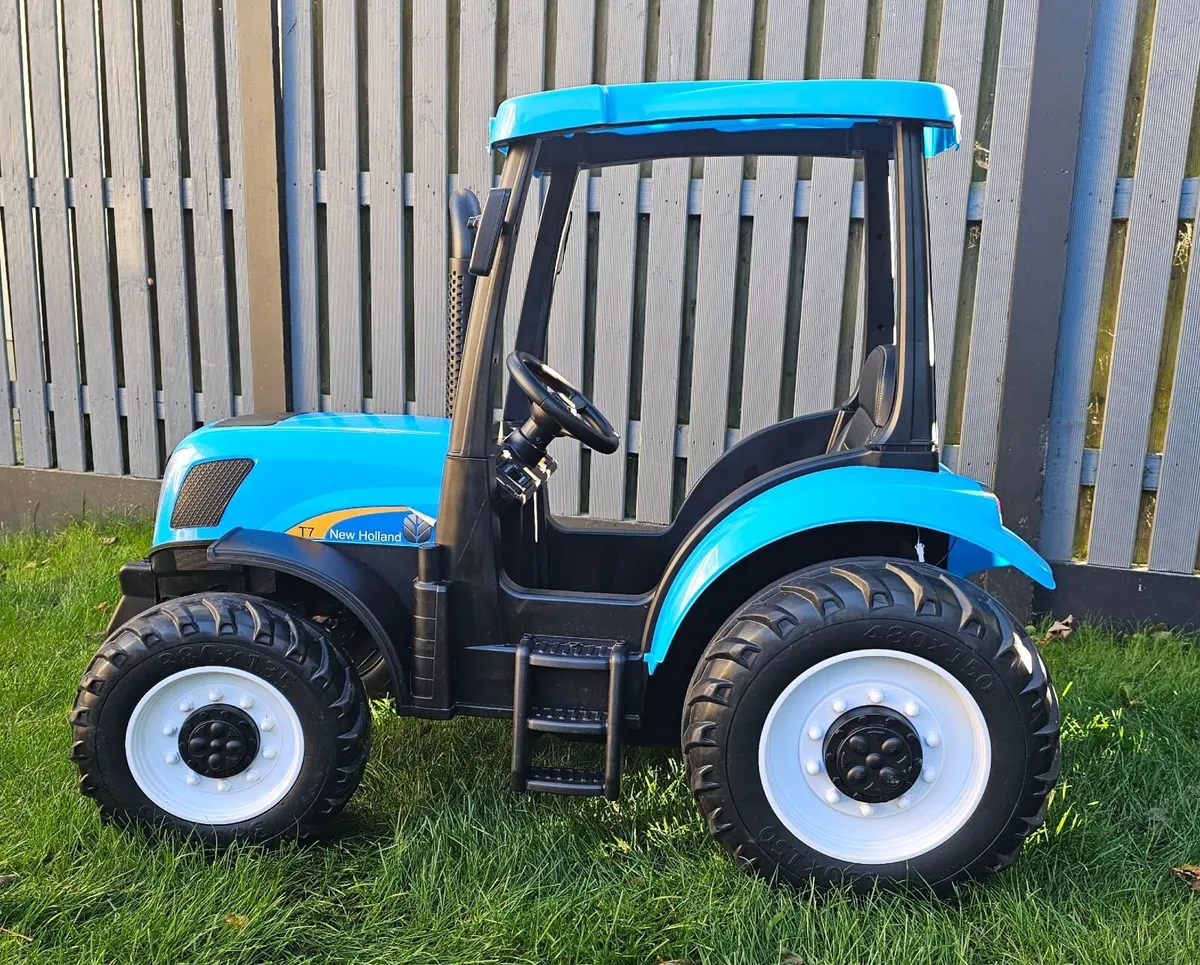 New Holland Kids Ride on Tractor 24V - Image 3