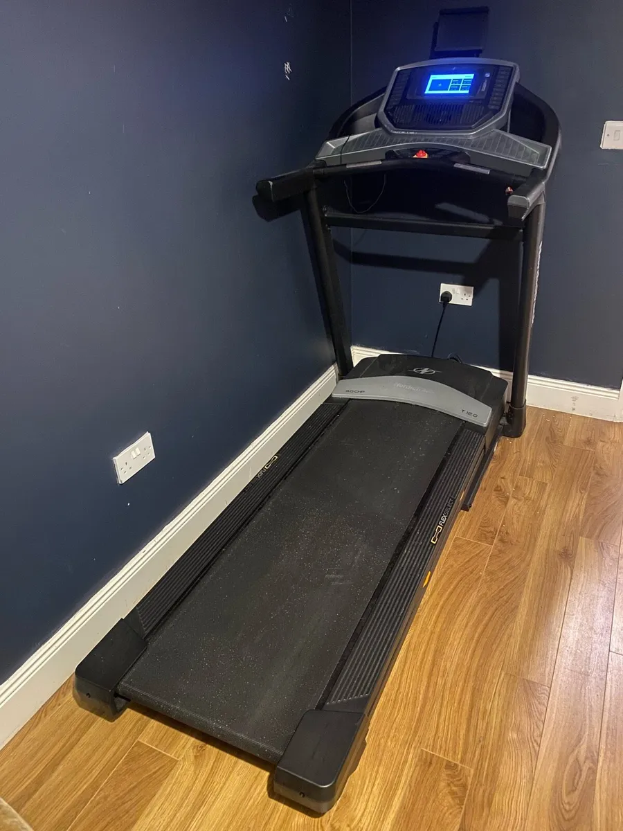 NordicTrack T12.0 Treadmill-22km/hr. V Good Cond - Image 4