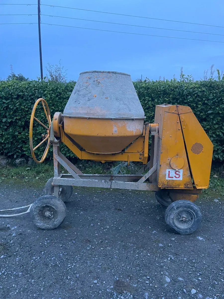 Benford cement mixer - Image 1