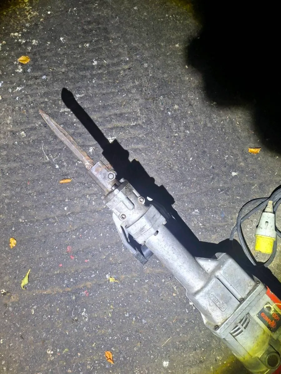 Kango 900k breaker - Image 3