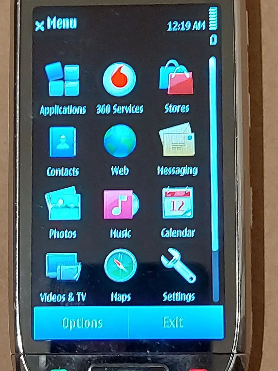 Nokia C7 mobile Phone, Vodafone Network - Image 3