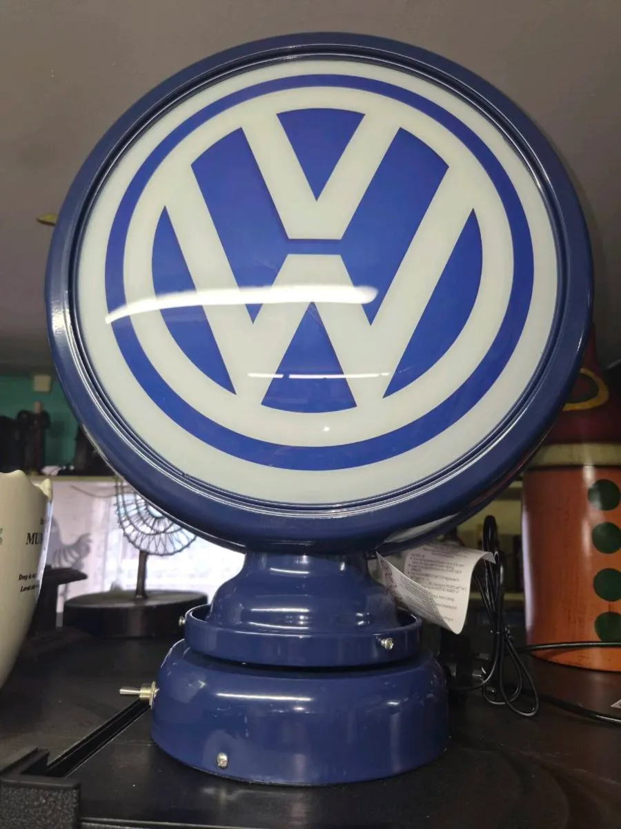 Volkswagen  light up globe - Image 2