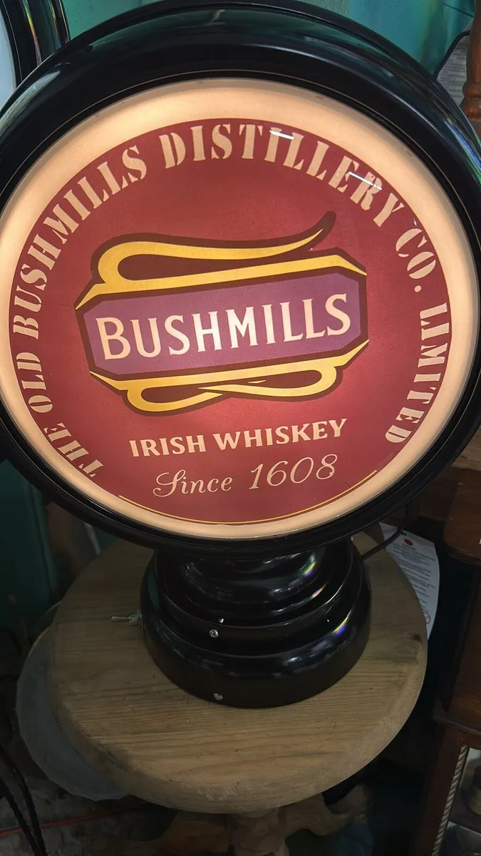 Bushmills  light up globe