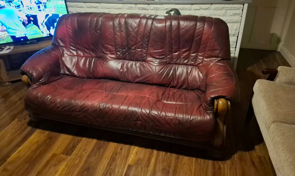 Leather couch with wooden frame - Image 1